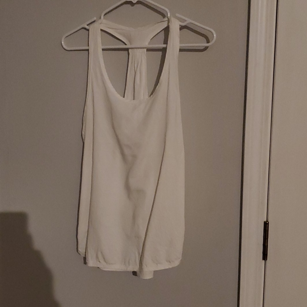 Lululemon top